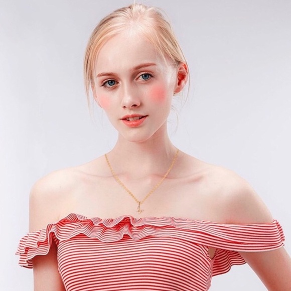 Beautiful 🦋 Butterfly Necklace with Card - Picture 4 of 5